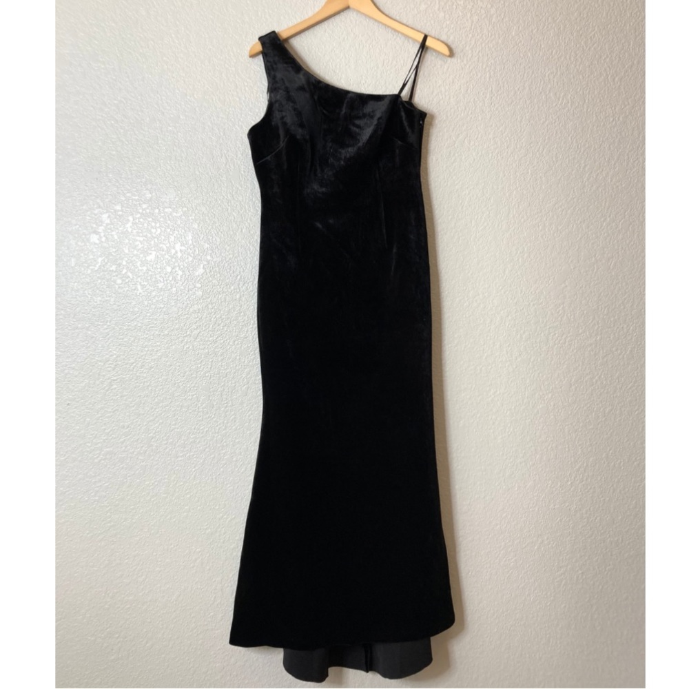 ELIZA J Gown Maxi Dress Velvet One Shoulder Formal Event Black Size 12 Petite
